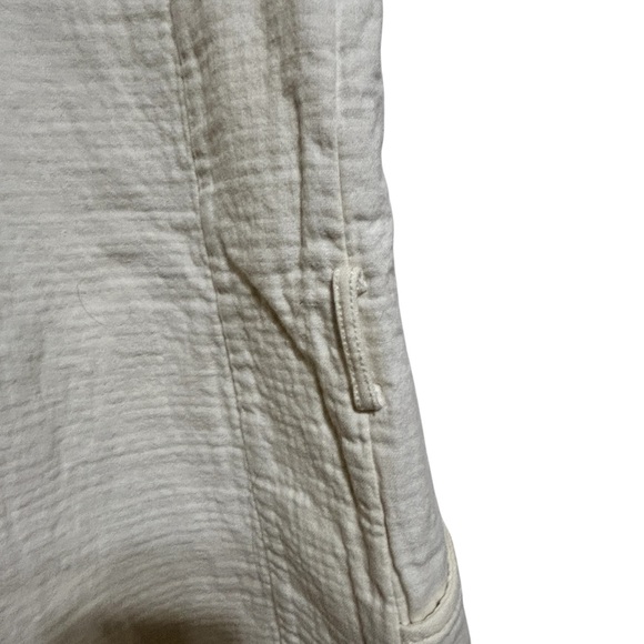 Elevenses Cream Textured Vest - Picture 4 of 4